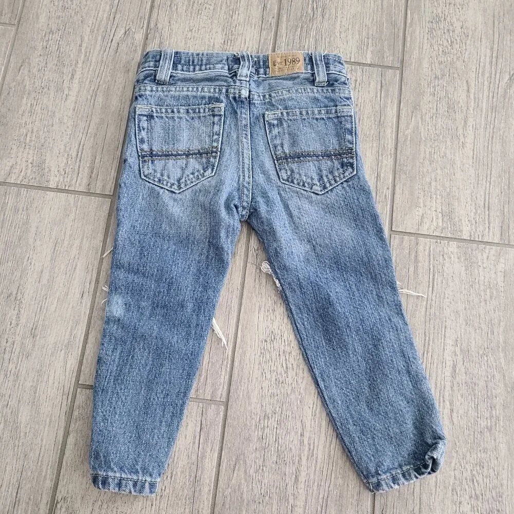 🏷 3/$15 or 5/$20 The Children's Place baby Christmas blue jeans size 18-24M
